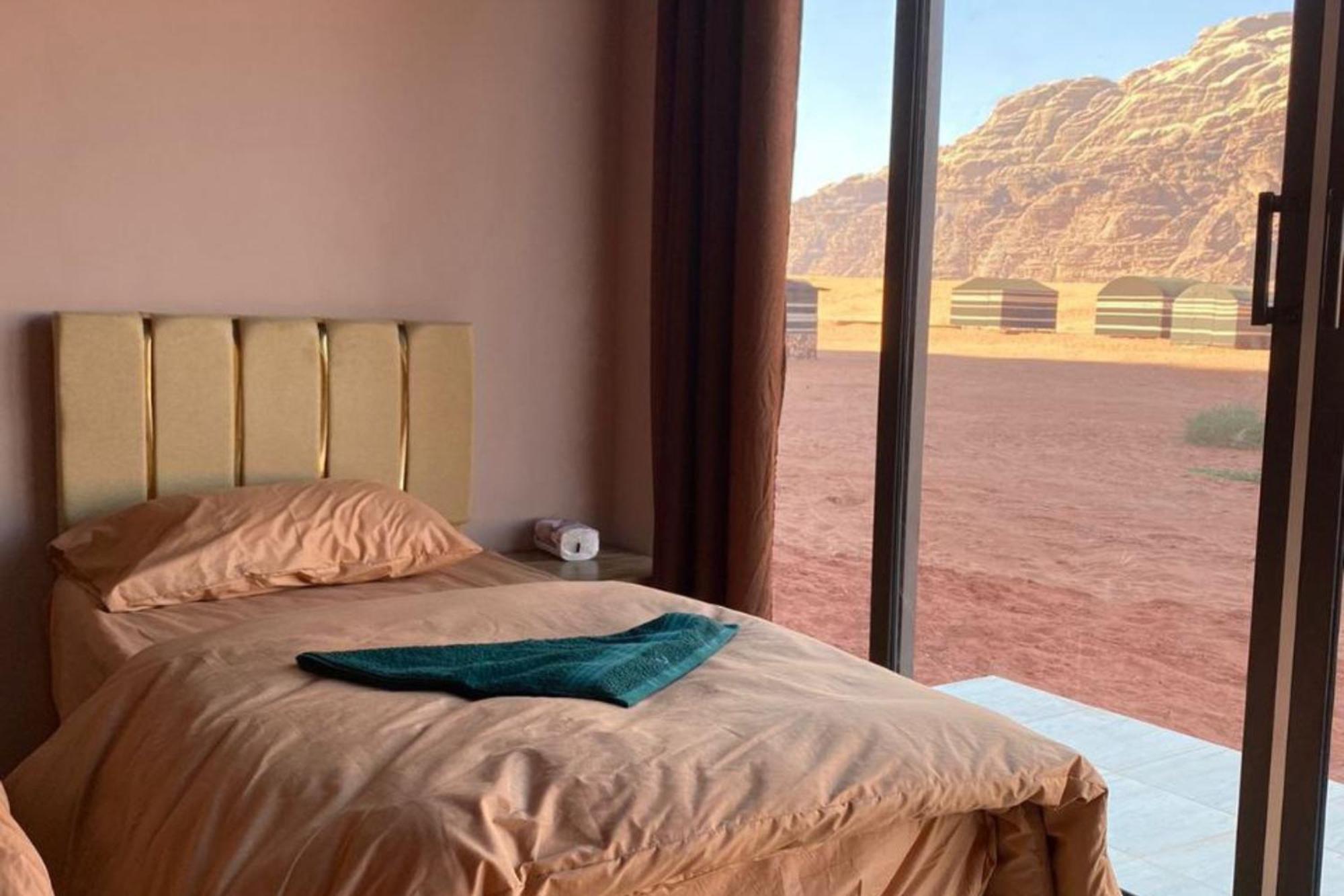 Welcome To Wadi Rum Camp Hotel Bagian luar foto